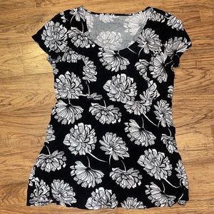 Motherhood Maternity black / grey floral short sleeve shirt, size large
